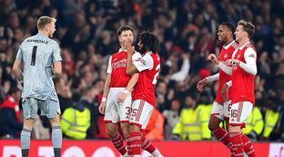 国篮球的发 国篮球的发