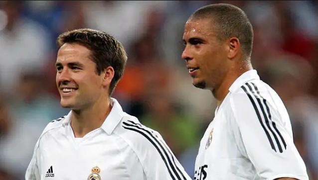 员们在场上 员们在场上