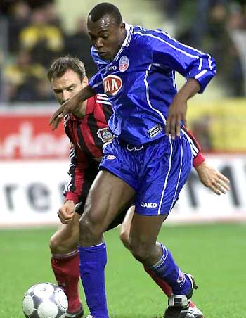 势领跑西甲 势领跑西甲